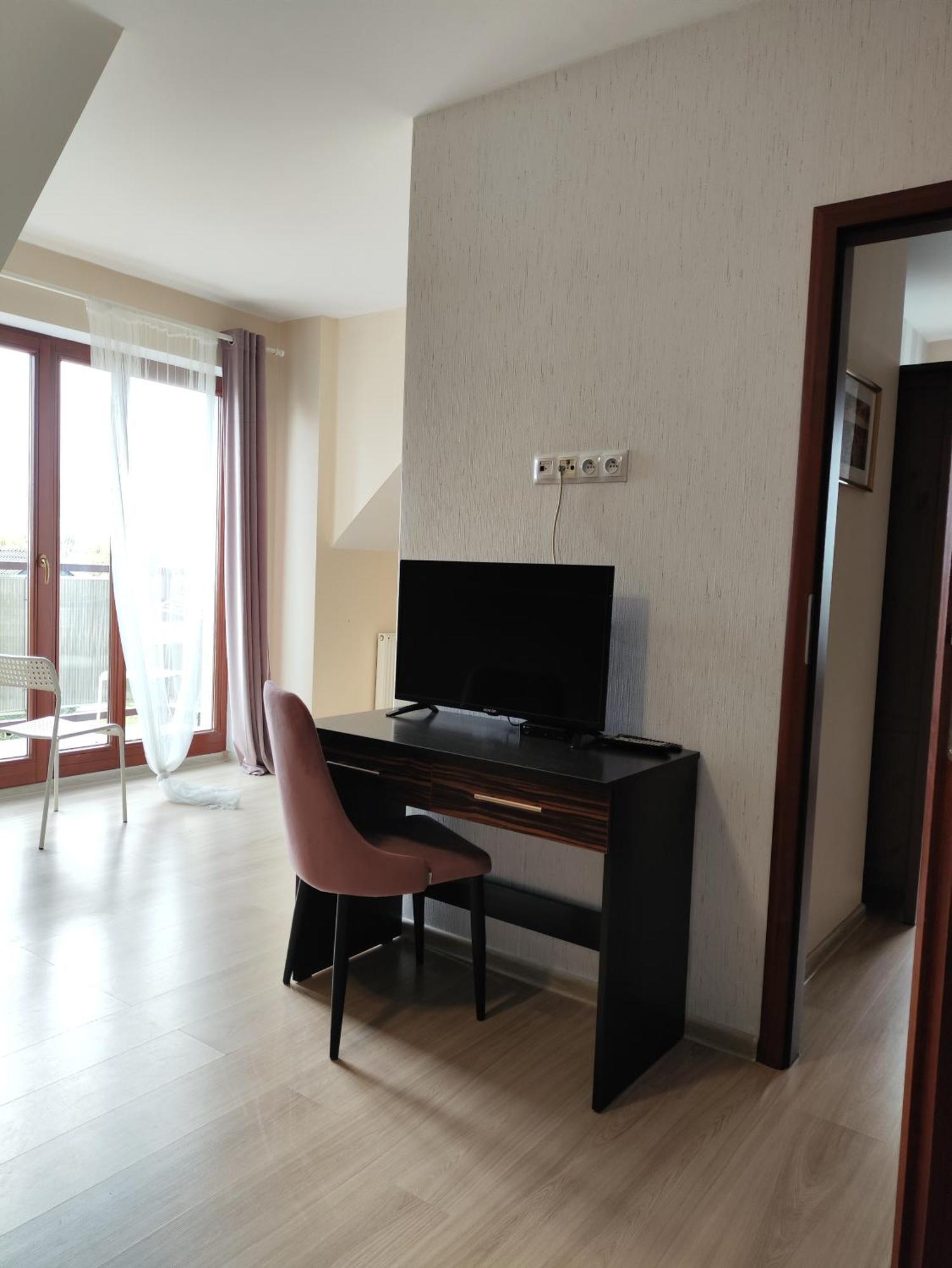 Sztutowo Lazurowy Dwor - Apartamenty Oraz Pokoje Z Basenem I Parkingiem Exteriör bild